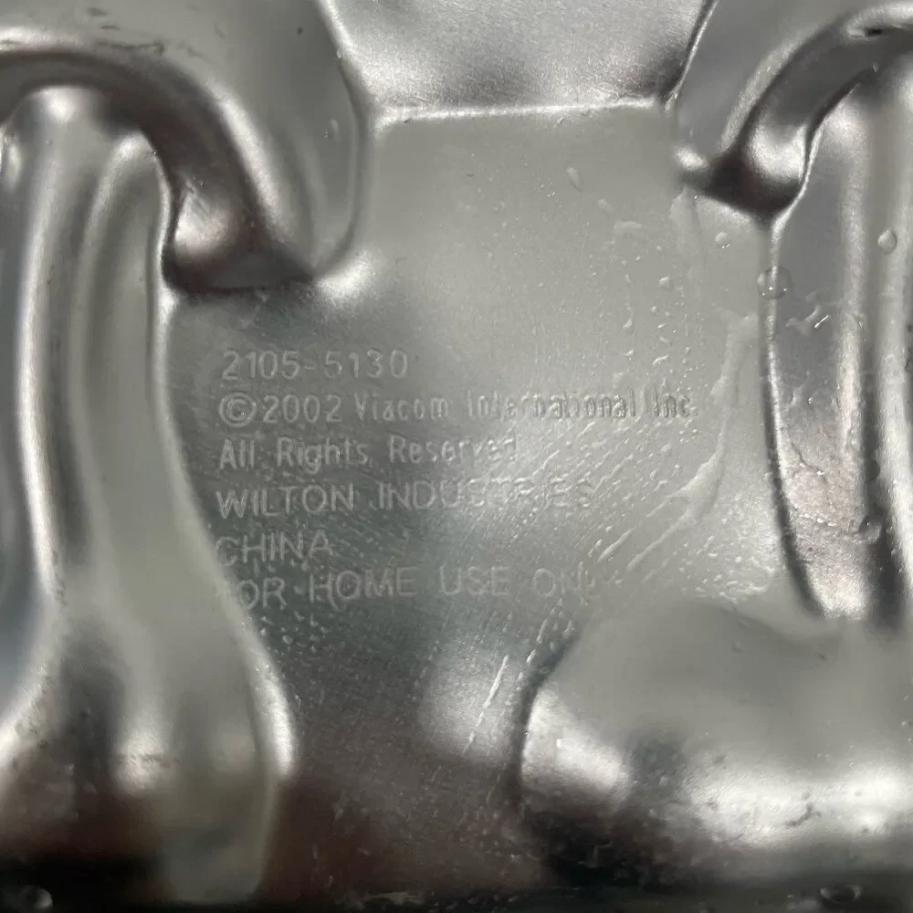 2002 Wilton Spongebob Squarepants Cake Pan 2105-5130